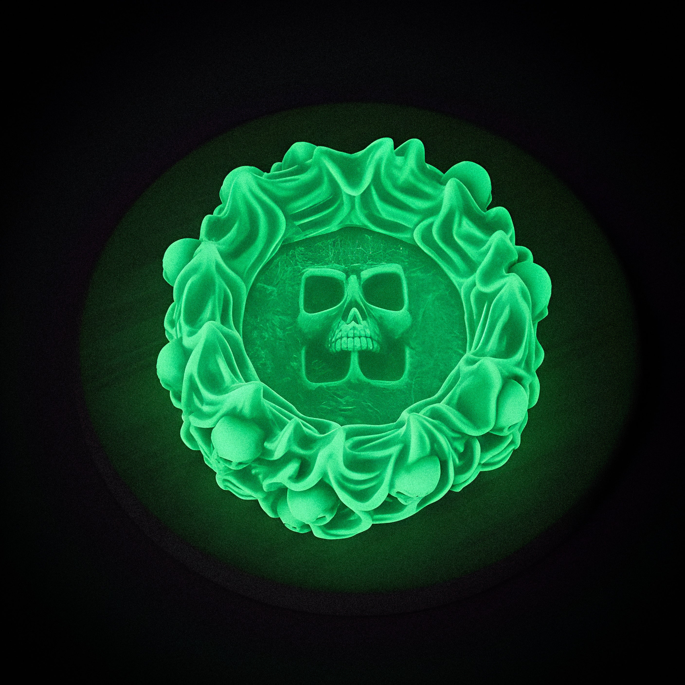AURA GLOW